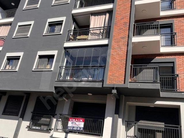 Bahriye Üçok Mahallesi, Karşıyaka içerisinde satılık mülk