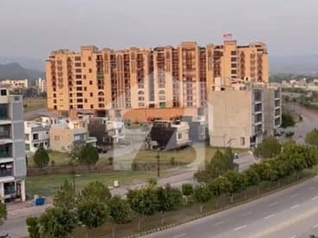 Building for sale in Islamabad