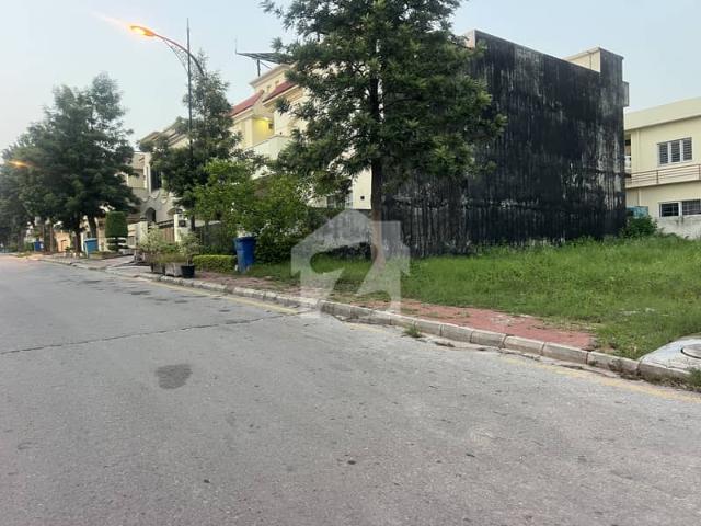 Property for sale in Islamabad