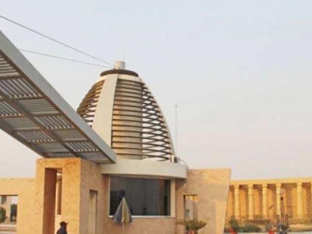 Land for sale in Bahria Orchard, مانّک