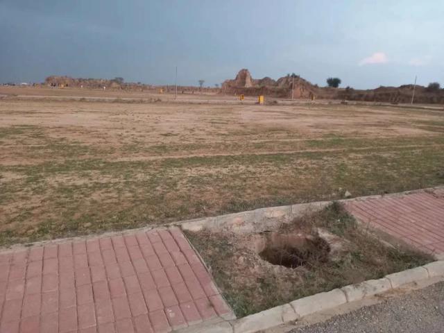 Land for sale in Islamabad