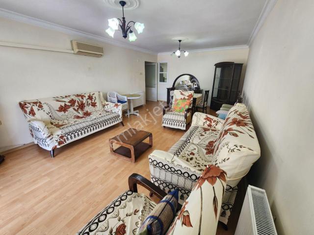 Karşiyaka, İzmir içerisinde kiralık mülk