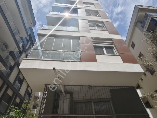 Karşiyaka, İzmir içerisinde kiralık mülk