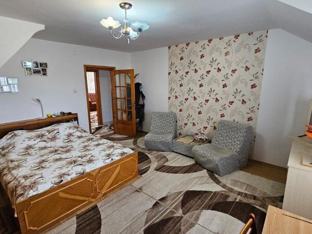Casă vânzări