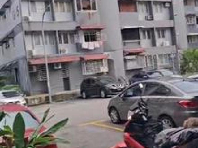 Apartment for sale in Country Heights Damansara, Kuala Lumpur