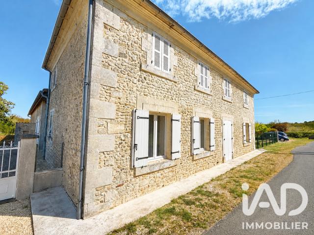 Maison vente à Baignes-Sainte-Radegonde, Charente