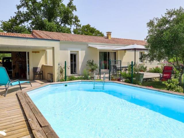 Maison vente à Baignes-sainte-radegonde, Charente