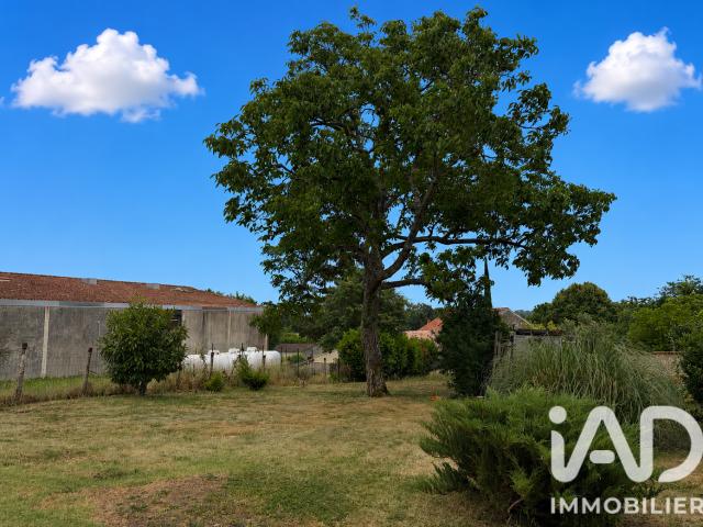 Terrain vente à Cognac, Baignes-sainte-radegonde