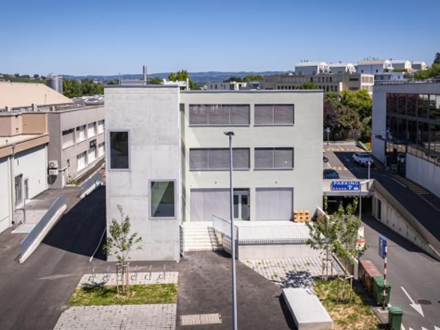 Büro mieten in Préverenges, Waadt