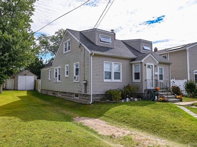 House for sale in Babylon, New York