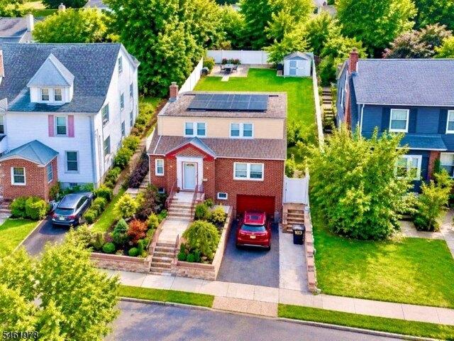 House for sale in Hillside, New Jersey
