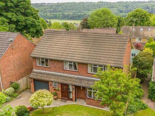 House for sale in Totteridge, Cressex