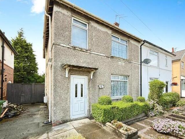 House for sale in Calderstones