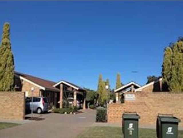 Villa for sale in Stirling, Western Australia