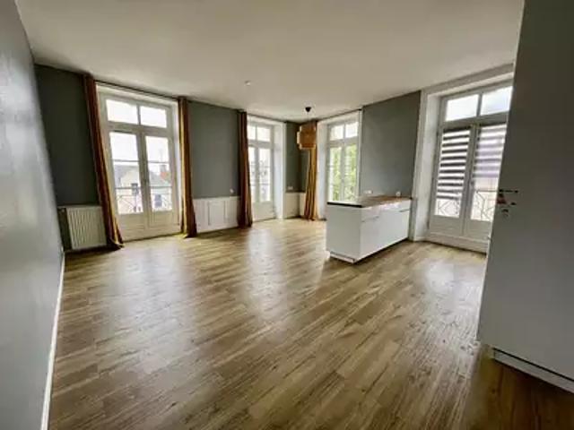 Appartement vente à Trocadéro, Bain-de-Bretagne