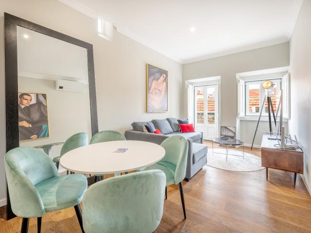 Apartamento alugar em Misericórdia, Lisboa