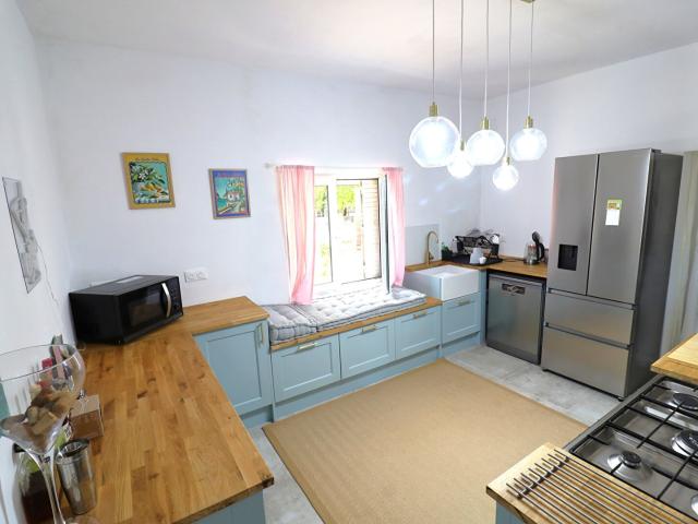 Maison vente à Confolens, Courcôme