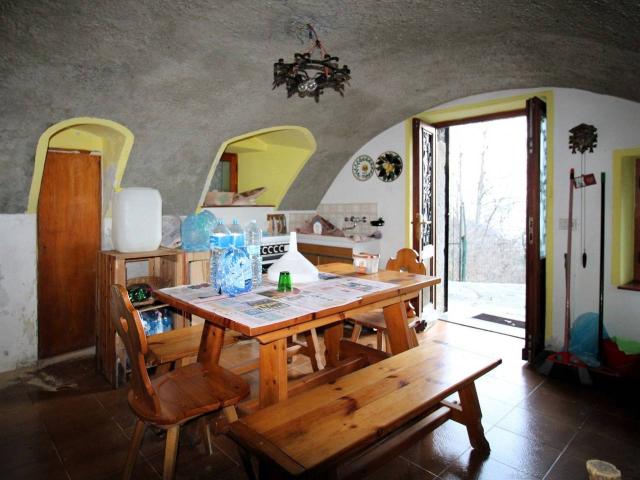 Rustico in vendita a Cerano D'intelvi, Lombardia