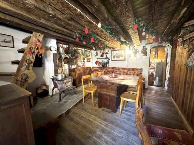 Rustico in vendita a Aymavilles, Aosta