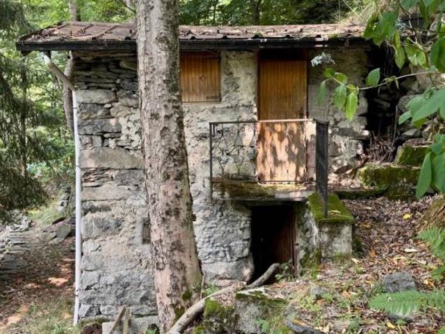 Rustico in vendita a Piemonte, Biella