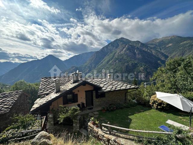 Villa Indipendente in affitto a Lillianes, Aosta