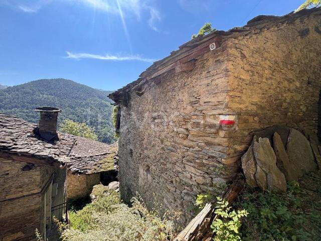 Rustico in vendita a Camoglieres, Macra
