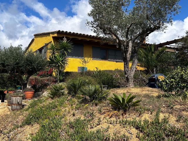 Casa en venta en Mont-ras