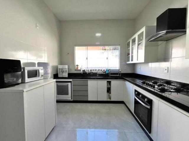Casa venda em Região Geográfica Imediata do Distrito Federal, Região Integrada de Desenvolvimento do Distrito Federal e Entorno