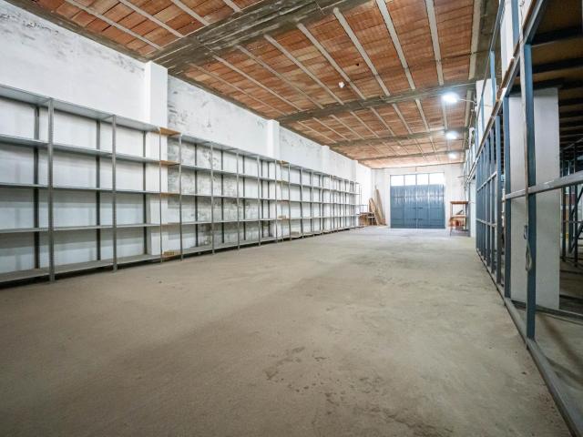 Local Comercial en venta en Alcalá Del Río, Andalucía