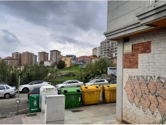 Piso en venta en Lavadores, Vigo