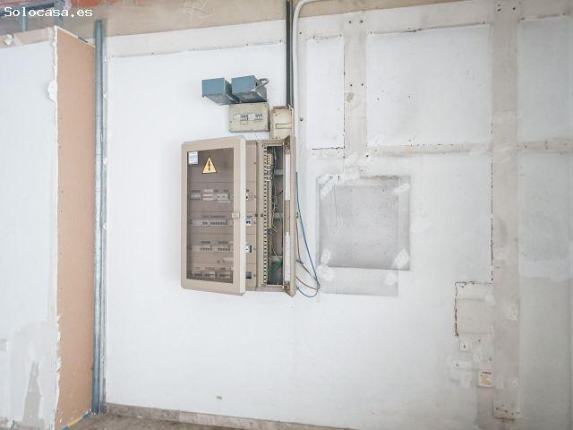 Local Comercial en alquiler en Valencia De Las Torres, Malilla