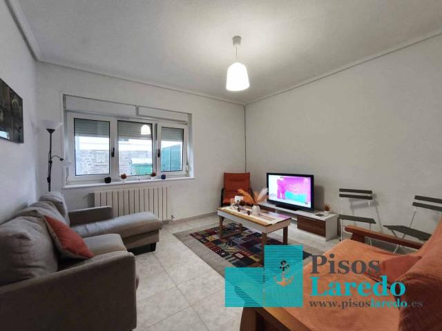 Piso en venta en Laredo