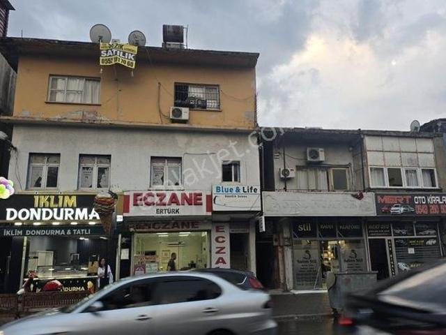 İstiklal Mahallesi, Seyhan içerisinde satılık Villa