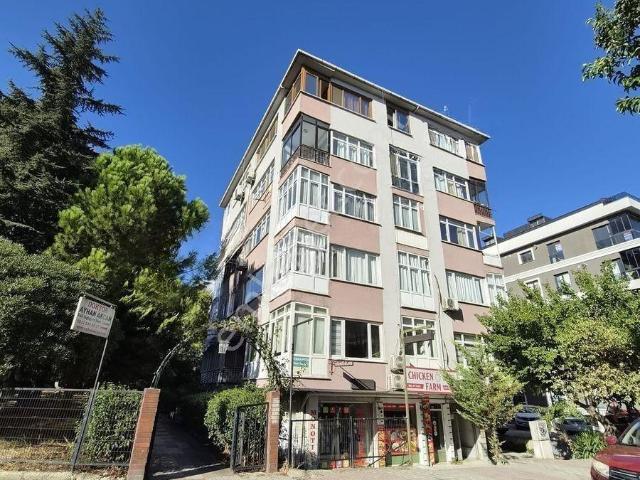 İncirli, Bakırköy içerisinde kiralık mülk