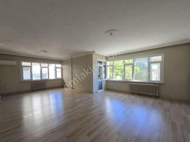 Bakirköy, İstanbul içerisinde kiralık mülk