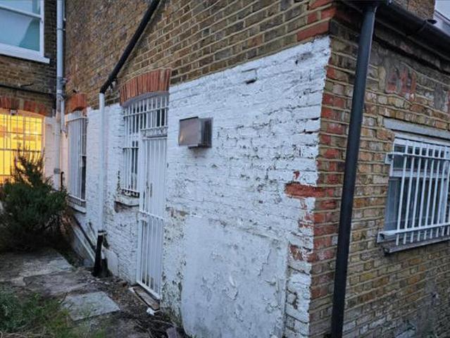 House for rent in Lyons, Greater London