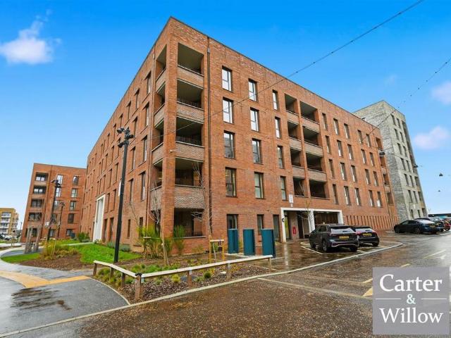 Apartment for rent in Scrattons Farm, Greater London