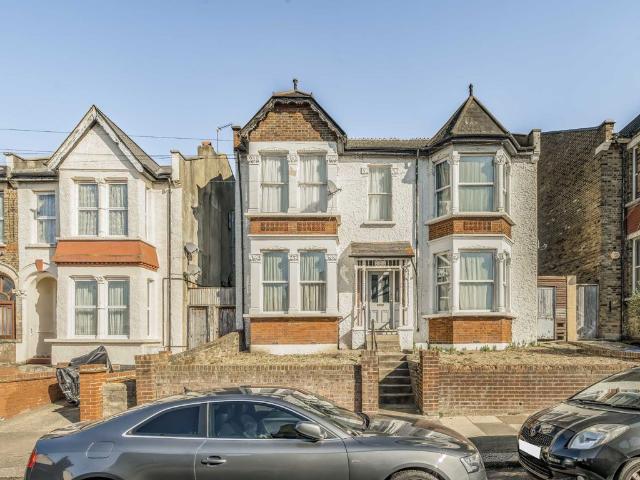 Apartment for rent in Harlesden, Greater London