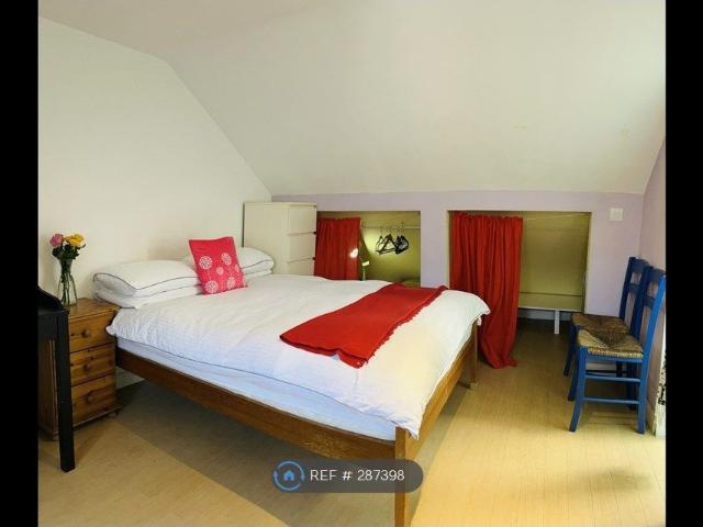Room for rent in Round Hill, Brighton & Hove