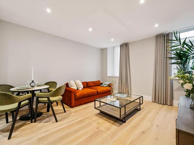 Apartment for rent in Marylebone, Greater London