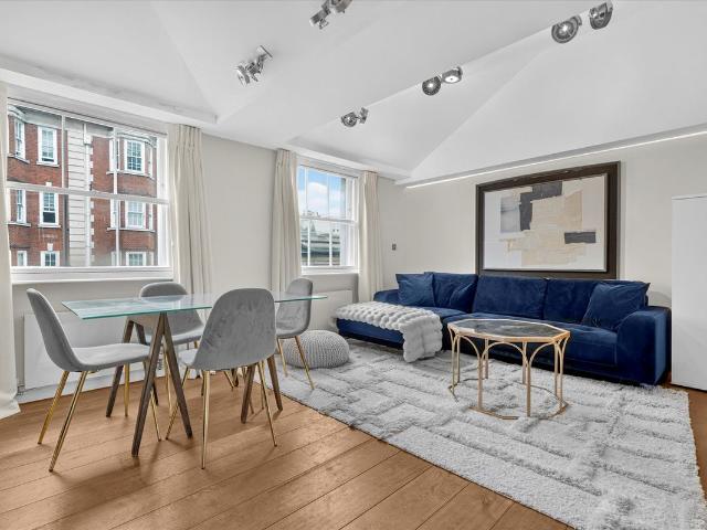 Apartment for rent in Marylebone, Greater London