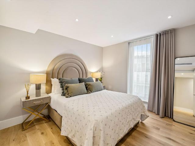 Apartment for rent in Marylebone, Greater London