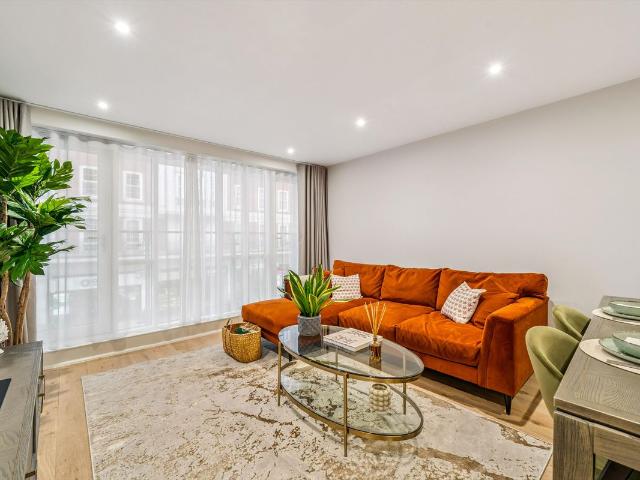 Apartment for rent in Marylebone, Greater London