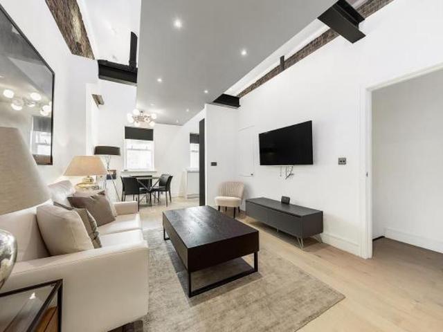 Apartment for rent in Marylebone, Greater London