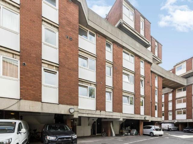 House for rent in Holloway, Greater London