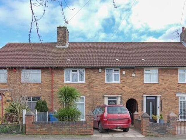 House for sale in Calderstones