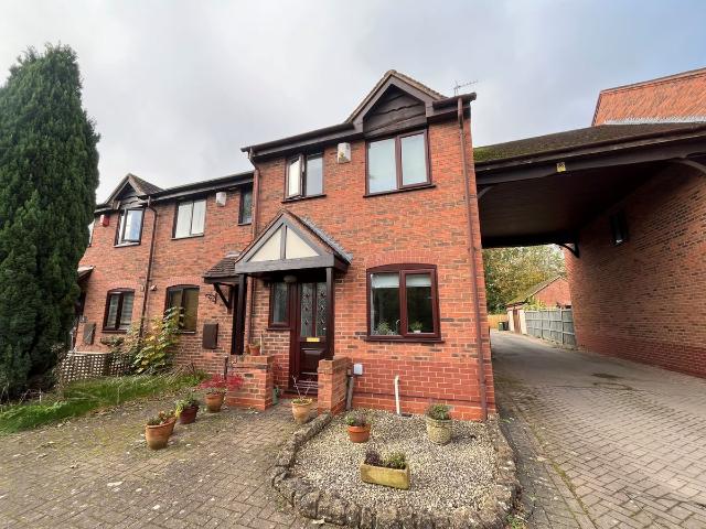 Room for rent in Green Close, Warwickshire