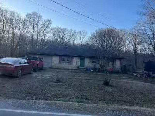 House for sale in Dickson