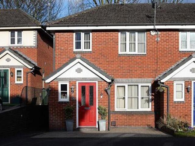 House for rent in Ashton-under-Lyne, Tameside