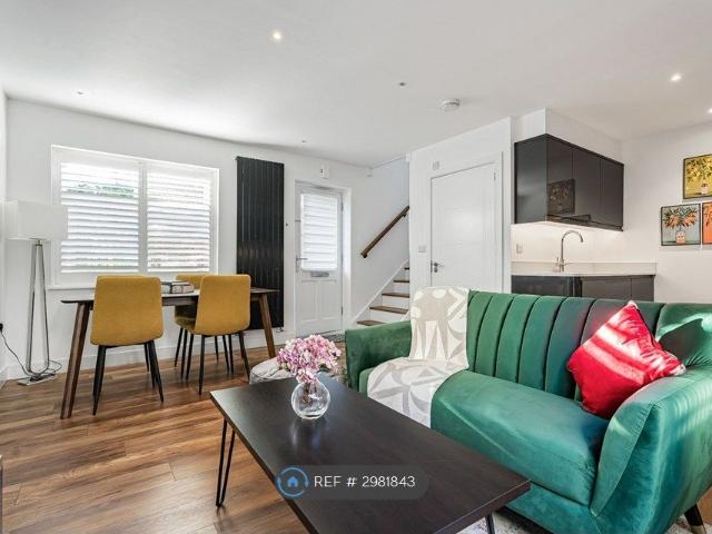 House for rent in St Albans, Five Acres